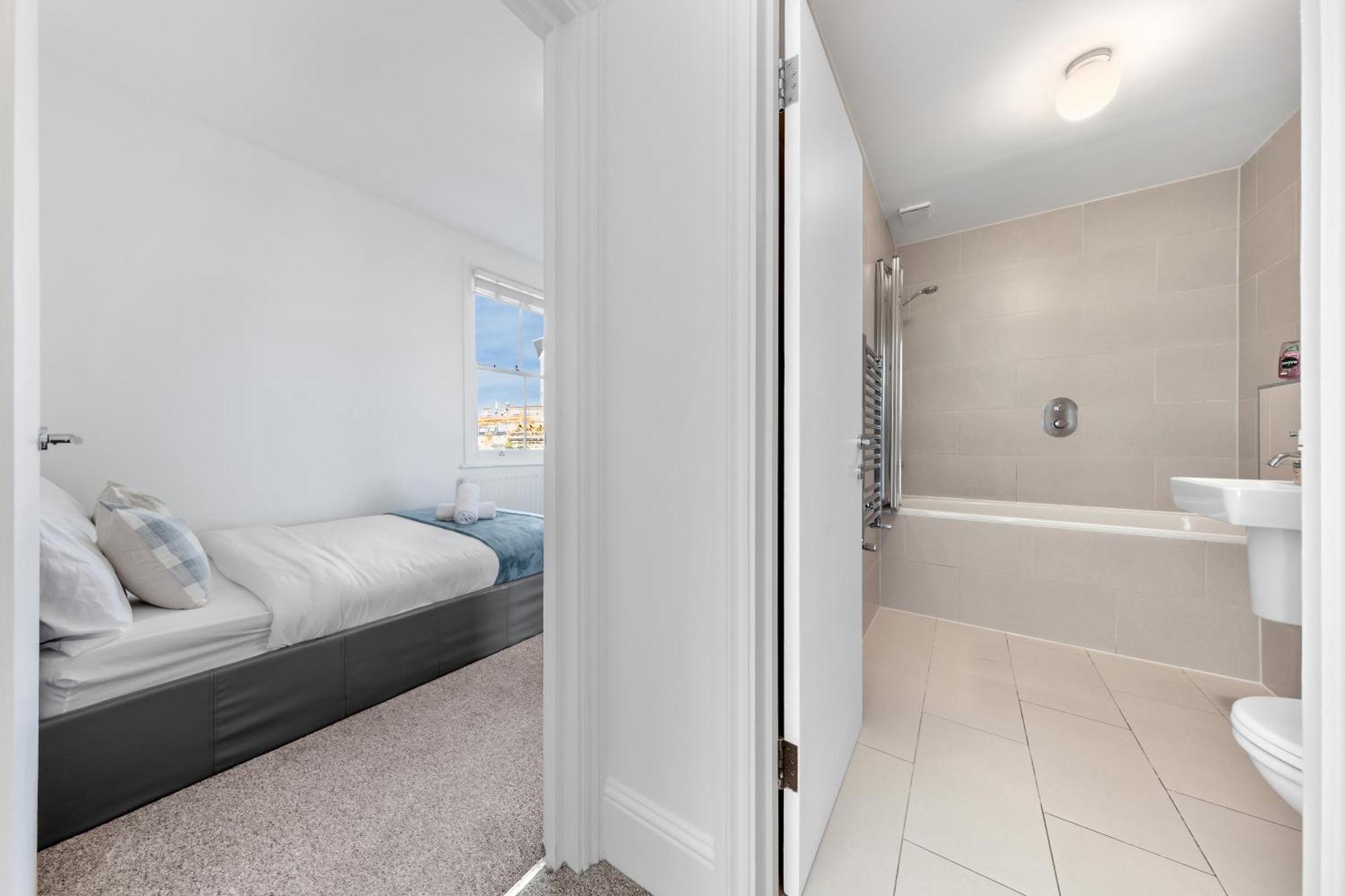 Luxury 4 Bedroom Flat With Stunning Shard View From Terrace In Central London! Next To Station, Sleeps 9 المظهر الخارجي الصورة