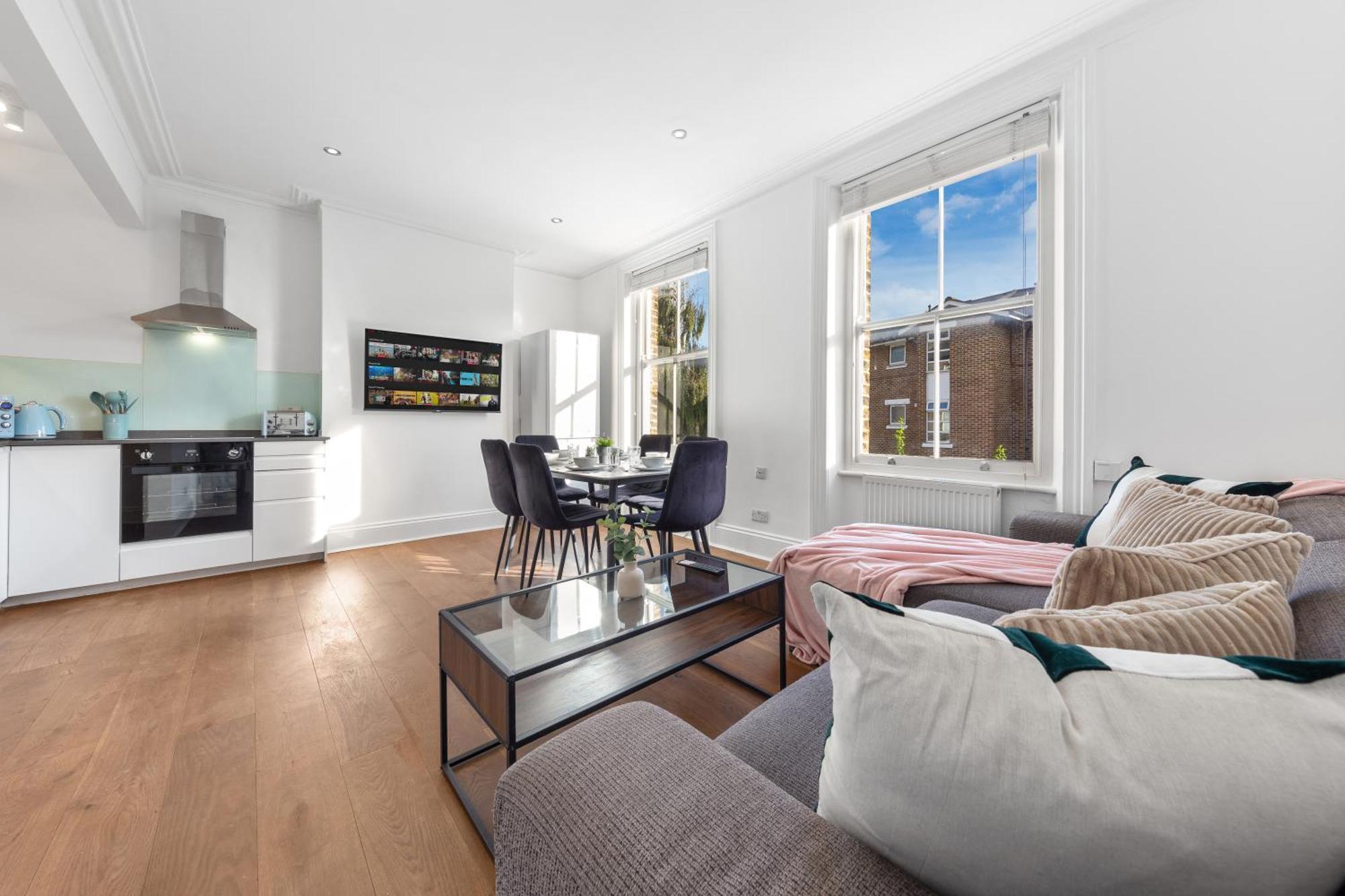 Luxury 4 Bedroom Flat With Stunning Shard View From Terrace In Central London! Next To Station, Sleeps 9 المظهر الخارجي الصورة