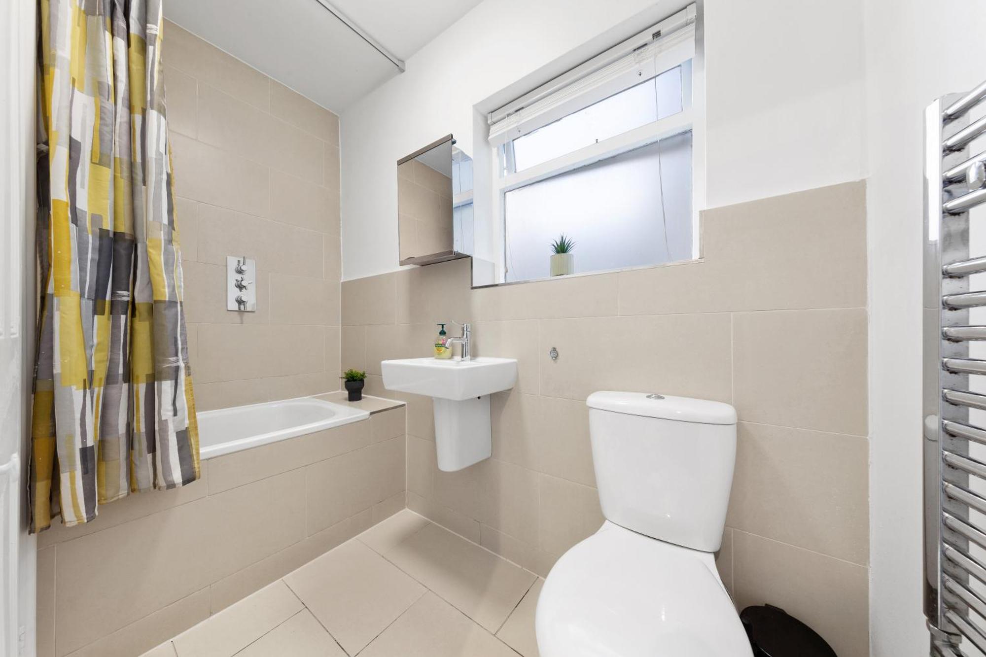 Luxury 4 Bedroom Flat With Stunning Shard View From Terrace In Central London! Next To Station, Sleeps 9 المظهر الخارجي الصورة