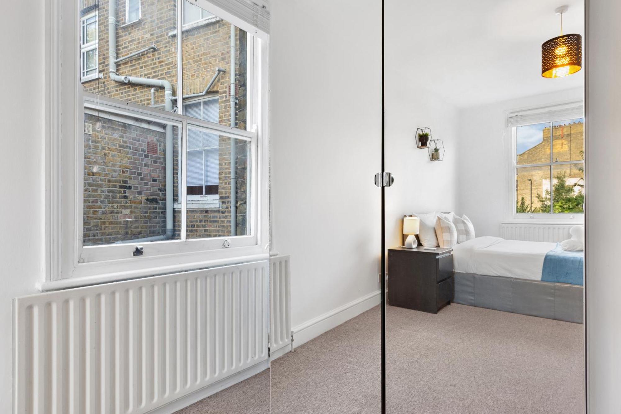 Luxury 4 Bedroom Flat With Stunning Shard View From Terrace In Central London! Next To Station, Sleeps 9 المظهر الخارجي الصورة