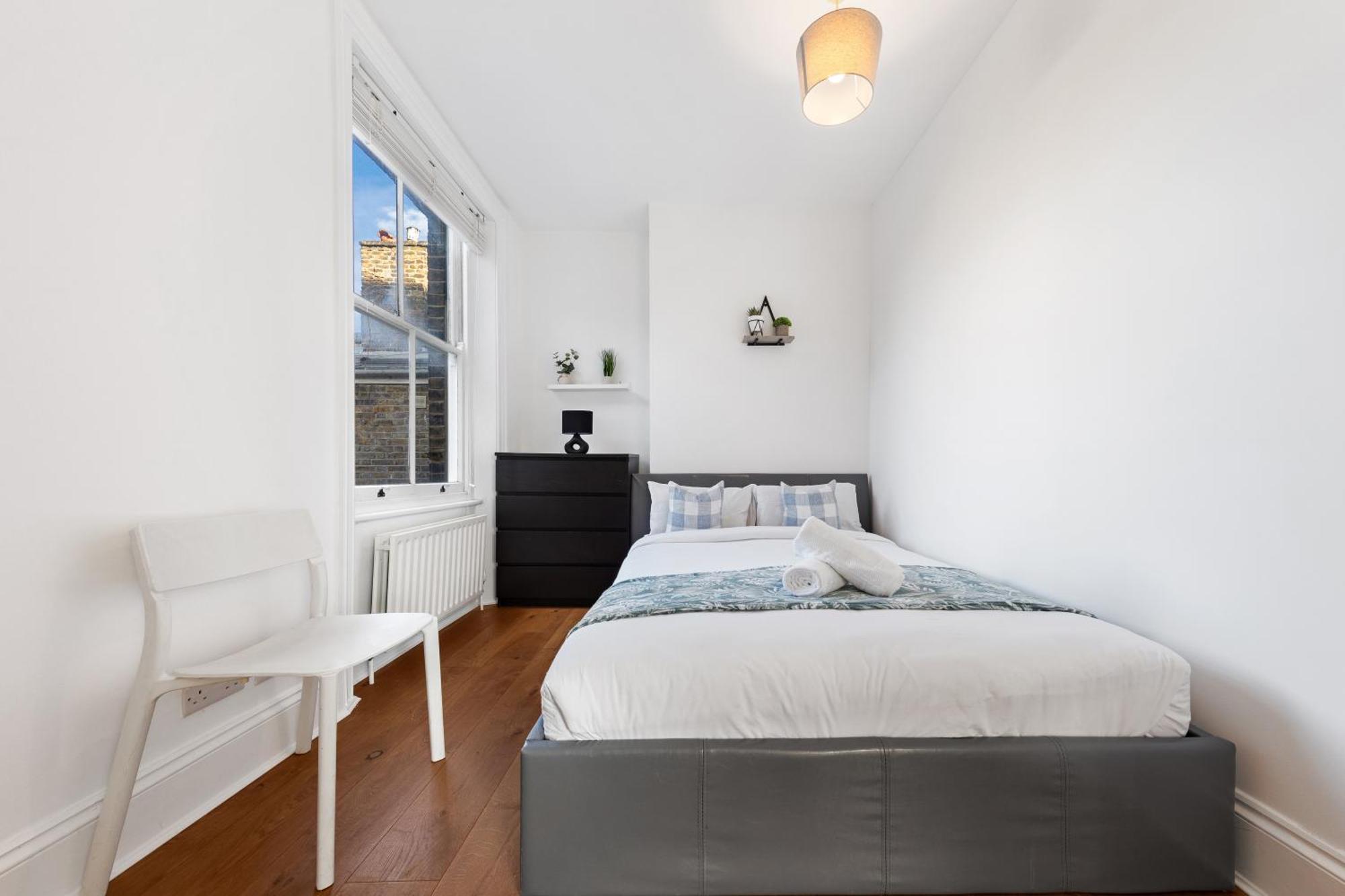 Luxury 4 Bedroom Flat With Stunning Shard View From Terrace In Central London! Next To Station, Sleeps 9 المظهر الخارجي الصورة